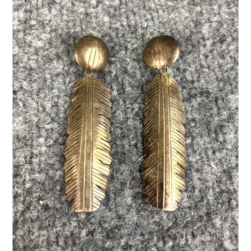 Vintage Feather Dangle Earrings Boho Southwestern Silver Tone Etched 16g‎